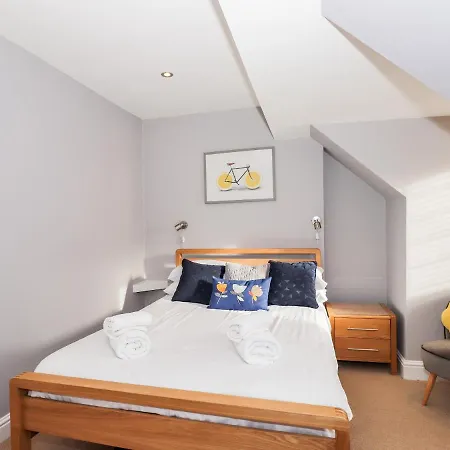Lakestone Holiday home